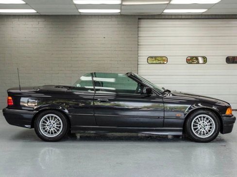 Used 1997 BMW 328i Convertible image 3
