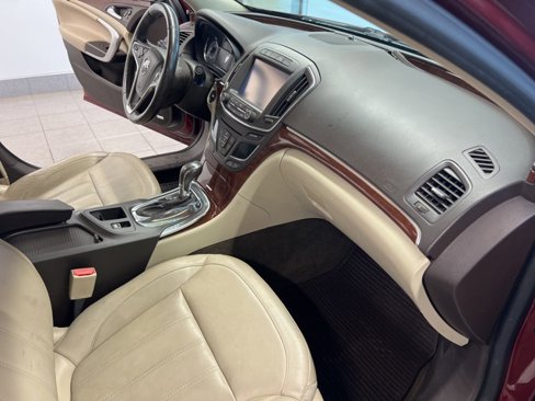 Used 2017 Buick Regal Premium w/ Driver Confidence Package #1 image 19