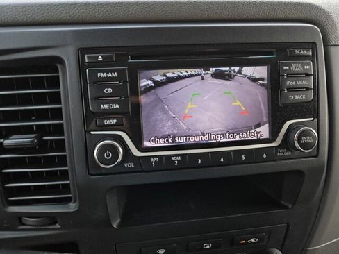 Used 2018 Nissan NV 3500 S image 27