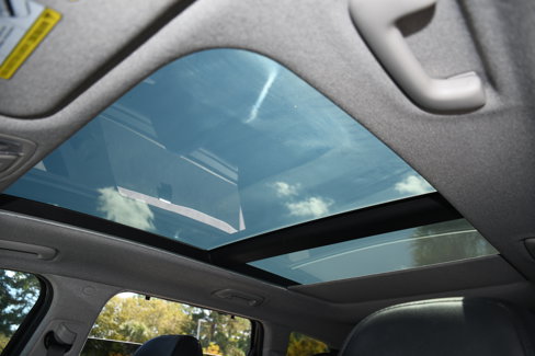 Used 2019 Hyundai Santa Fe Limited image 7