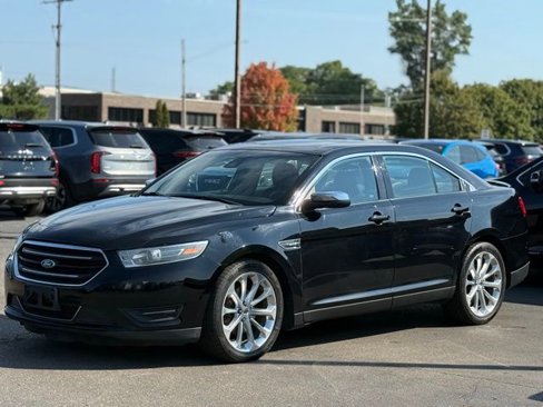 Used 2017 Ford Taurus Limited image 34