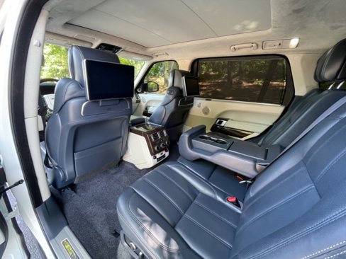 Used 2017 Land Rover Range Rover Long Wheelbase Autobiography image 24