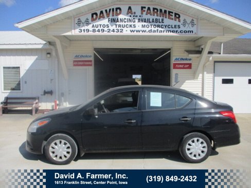 Used 2016 Nissan Versa S image 1