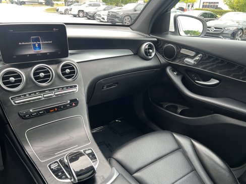 Used 2018 Mercedes-Benz GLC 300 image 36