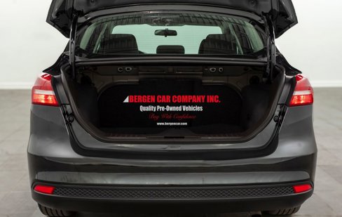 Used 2018 Ford Focus SE image 10