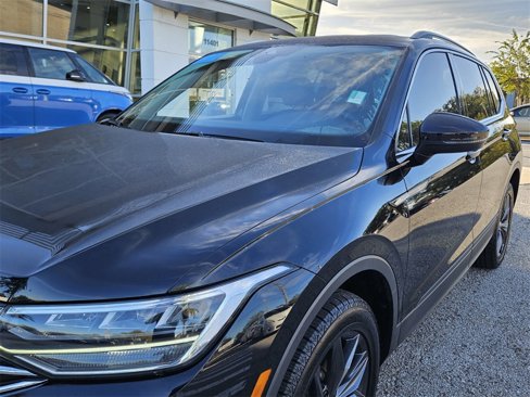Used 2023 Volkswagen Tiguan SE image 22