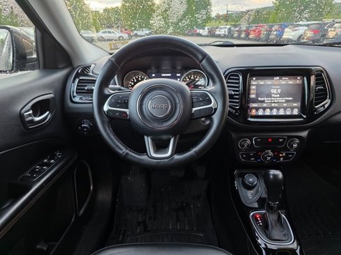 Used 2019 Jeep Compass Limited image 19
