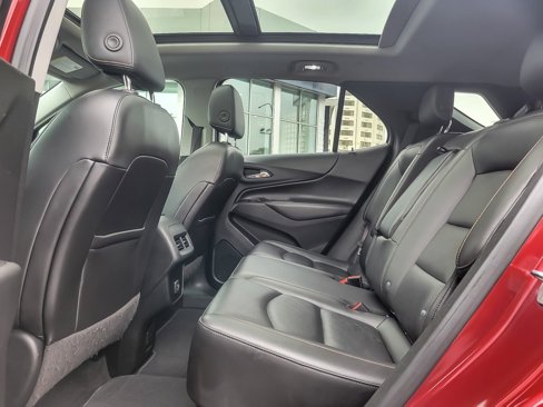 Used 2020 Chevrolet Equinox LT w/ Sport Edition image 10