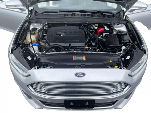 Used 2014 Ford Fusion SE w/ Equipment Group 202A image 24