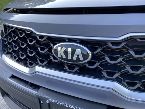 Used 2021 Kia Sorento LX image 42