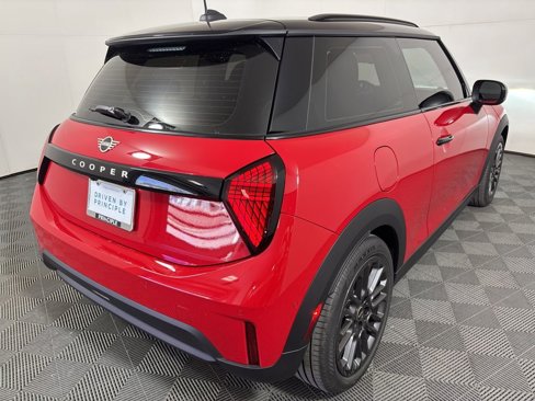 New 2025 MINI Cooper 2-Door Hardtop image 4