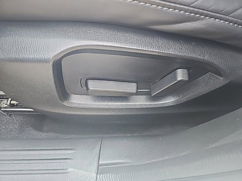 Used 2021 MAZDA CX-5 Touring image 17