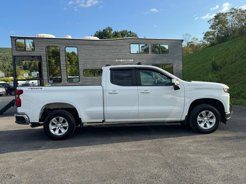 Used 2020 Chevrolet Silverado 1500 LT w/ Trailering Package image 4
