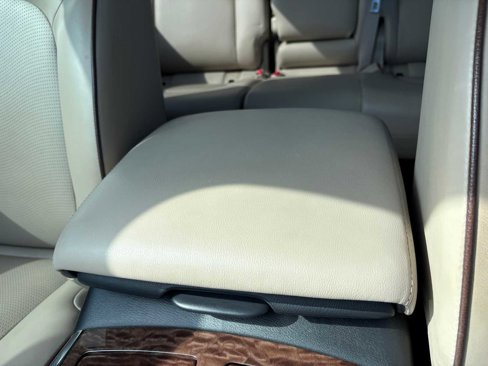 Used 2020 Nissan Armada SL image 39