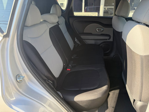 Used 2019 Kia Soul image 9