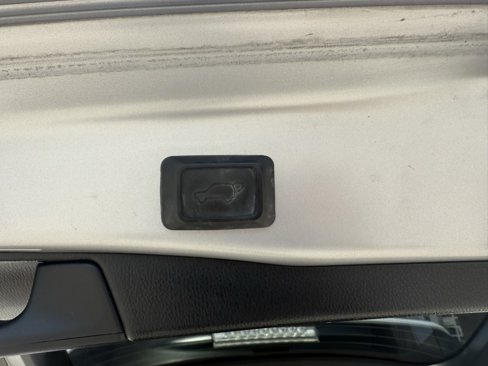 Used 2019 Toyota RAV4 XLE image 19
