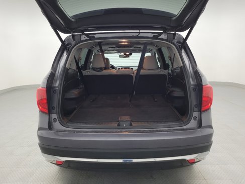 Used 2018 Honda Pilot Touring image 29