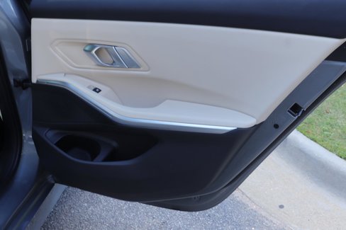 Used 2023 BMW 330e w/ Premium Package image 21