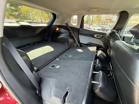 Used 2022 Jeep Compass Latitude image 31