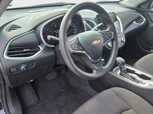 Used 2023 Chevrolet Malibu LT image 11