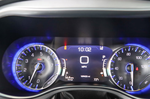 Used 2019 Chrysler Pacifica Touring Plus w/ Advanced Safetytec Group image 15