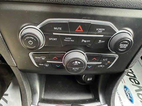 Used 2021 Dodge Charger GT image 9