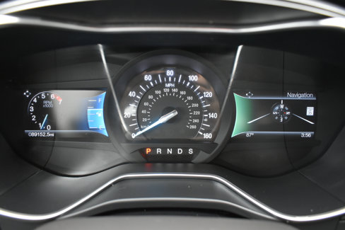 Used 2015 Ford Fusion Titanium image 17
