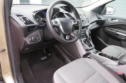 Used 2013 Ford Escape SE image 28