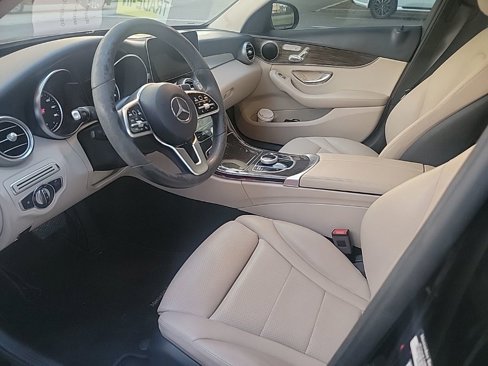 Used 2019 Mercedes-Benz C 300 Sedan image 5