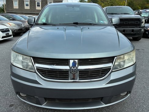 Used 2010 Dodge Journey SXT w/ Flexible Seating Group image 2