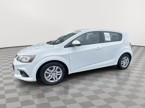 Used 2020 Chevrolet Sonic LT image 1
