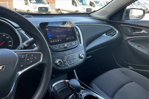 Used 2024 Chevrolet Malibu LT image 6