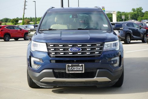 Used 2017 Ford Explorer Limited w/ Equipment Group 301A image 2