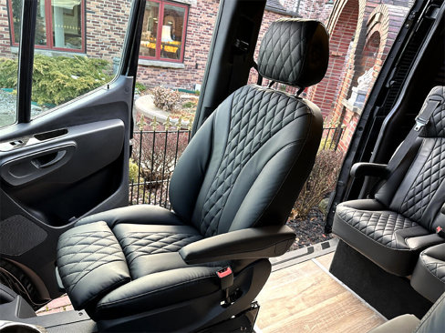 Used 2024 Mercedes-Benz Sprinter 3500 image 30