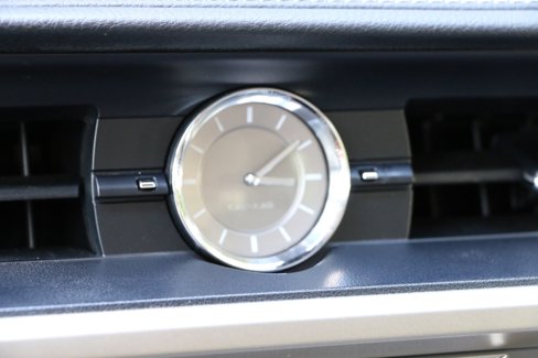 Used 2016 Lexus ES 300h image 23