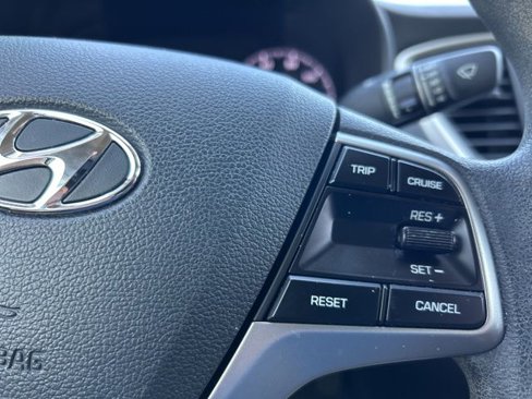 Used 2022 Hyundai Accent SEL image 14