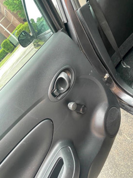 Used 2015 Nissan Versa S image 10