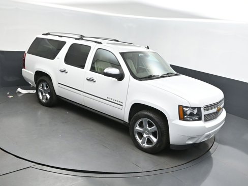 Used 2013 Chevrolet Suburban LTZ image 34