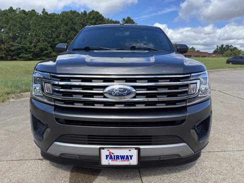 Used 2021 Ford Expedition XLT image 3
