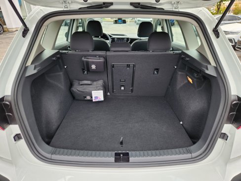 Used 2022 Volkswagen Taos S w/ IQ Drive S Package image 18