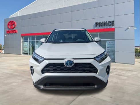 New 2024 Toyota RAV4 XLE Premium image 9