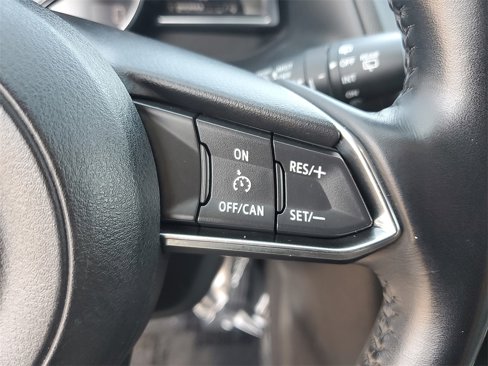 Used 2017 MAZDA MAZDA3 Grand Touring image 7