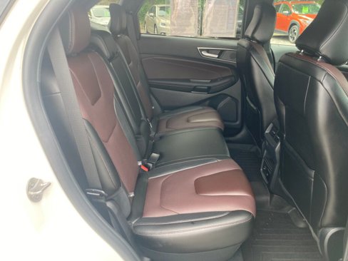 Used 2021 Ford Edge Titanium w/ Equipment Group 301A image 17