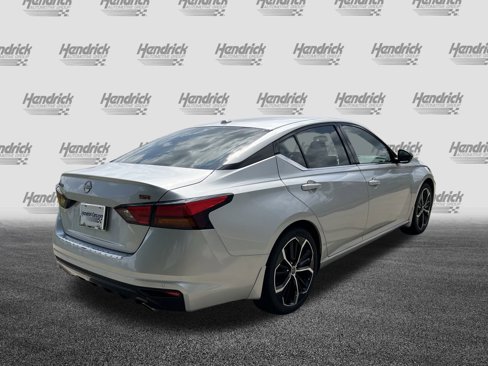 Used 2023 Nissan Altima 2.5 SR image 10
