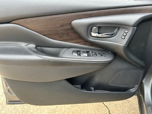 Used 2019 Nissan Murano Platinum w/ Cargo Package image 31