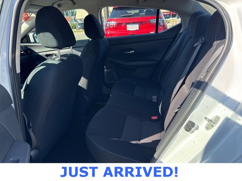 Used 2022 Nissan Sentra SV image 18