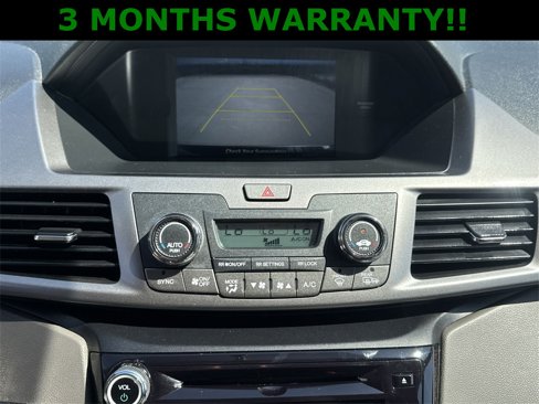 Used 2016 Honda Odyssey SE image 18