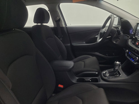 Used 2018 Hyundai Elantra GT image 21