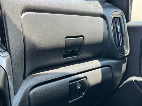 Used 2021 Chevrolet Silverado 1500 Custom w/ Safety Confidence Package image 12