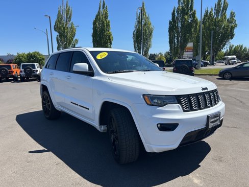 Certified 2022 Jeep Grand Cherokee Laredo X image 8